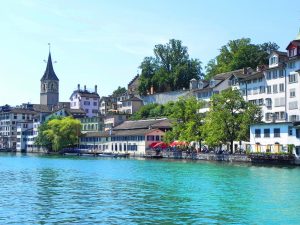 Bern1 300x225 - Švajčiarsko- Krajina s bohatou kultúrou, ktorú určite musíte navštíviť