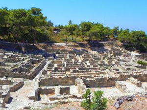 Kamiros2 1 300x225 - Rhodes- 7 Sights That You Must See When Visiting Rhodes!