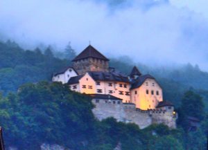 Lichtenštesko 6 300x217 - Lichtenštajnsko- Prečo by ste mali túto krajinu navštíviť?