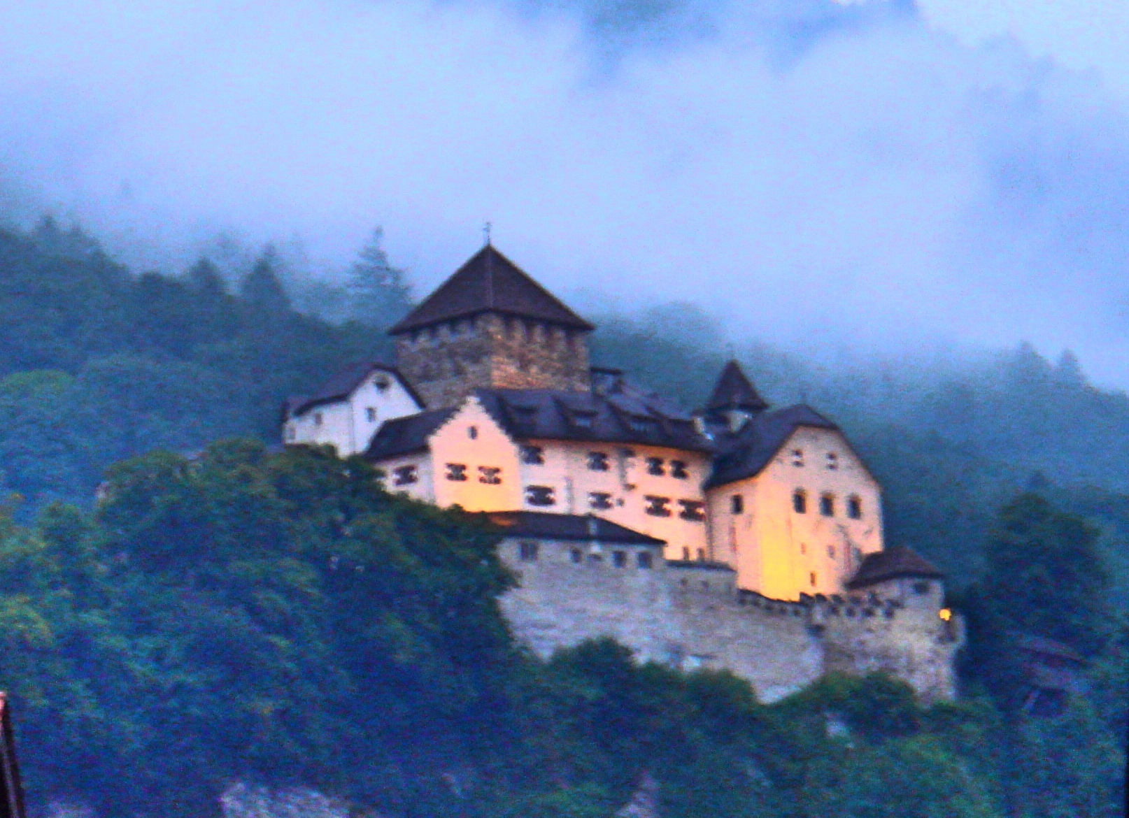 Lichtenštajnsko-hrad