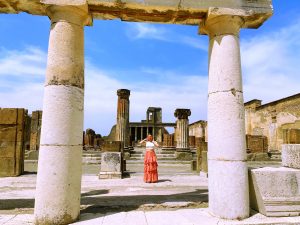 Pompeii2 300x225 - Neapol- 10 miest, ktoré by ste mali navštíviť
