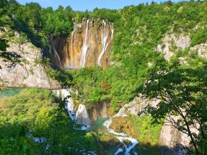 Plitvick 1 1 300x225 - Plitvice-chortvátsky národný park je skutočným rajom