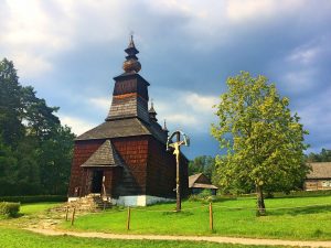 Stara lubovna dreveny kostolik 300x225 - Stará Ľubovňa- What makes Stará Ľubovňa so important?