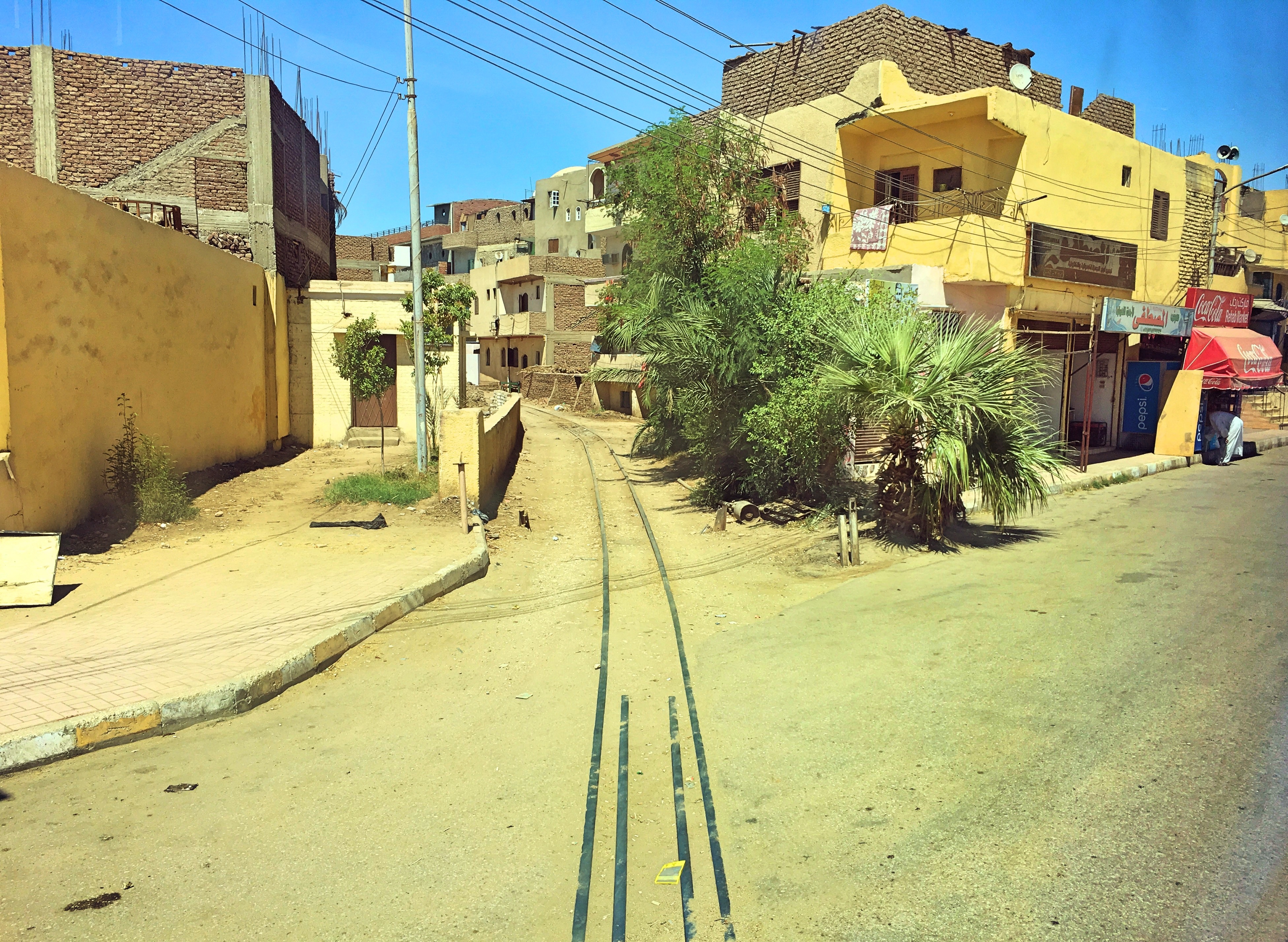 Egypt mini oven kópia - Chudoba v Egypte-V akom svete naozaj žijeme