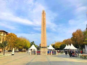 Egyptsky obelisk Istanbul 300x225 - Istanbul-List of 12 places you need to see