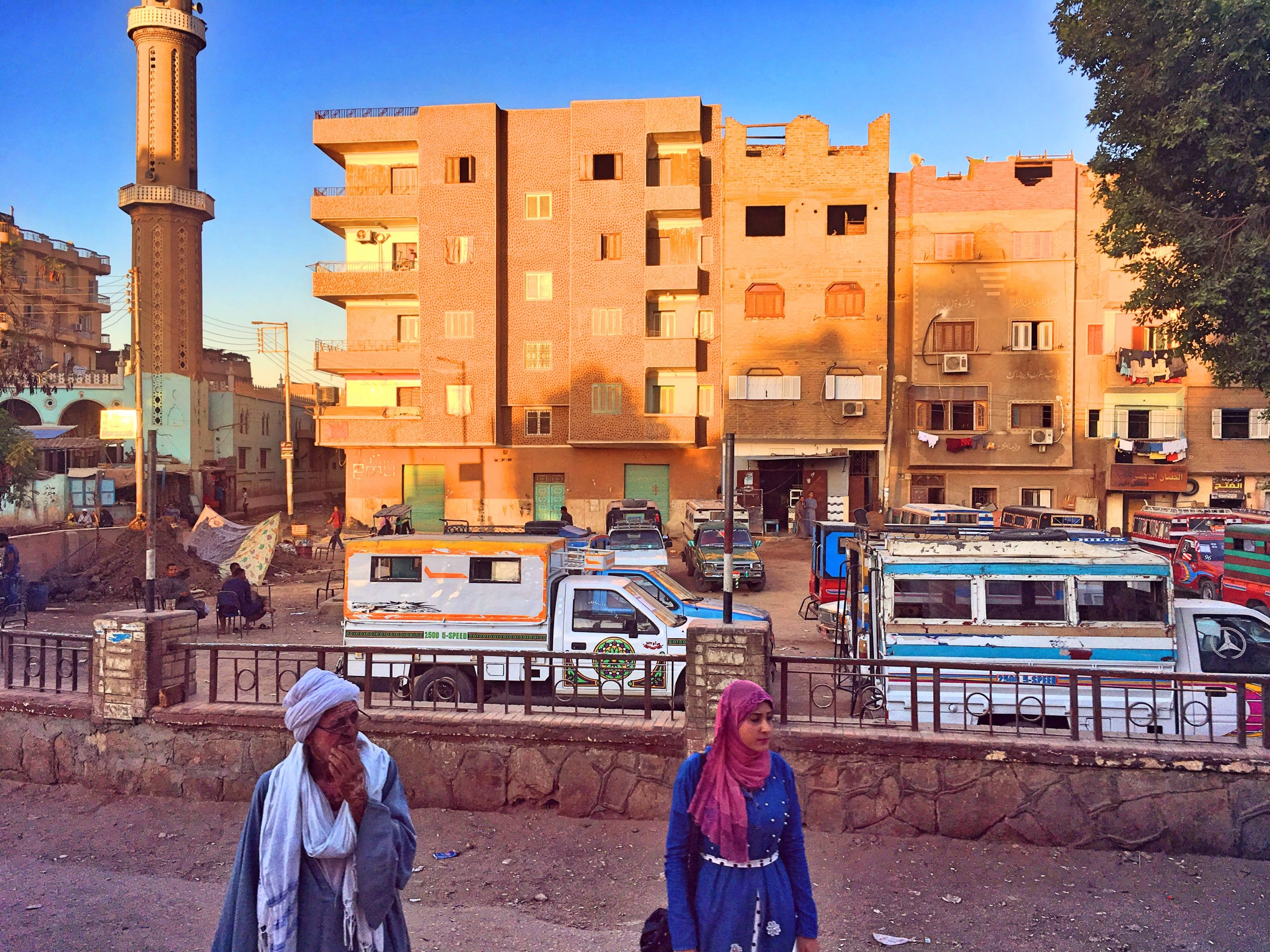 Egypt mini oven3 scaled - Chudoba v Egypte-V akom svete naozaj žijeme