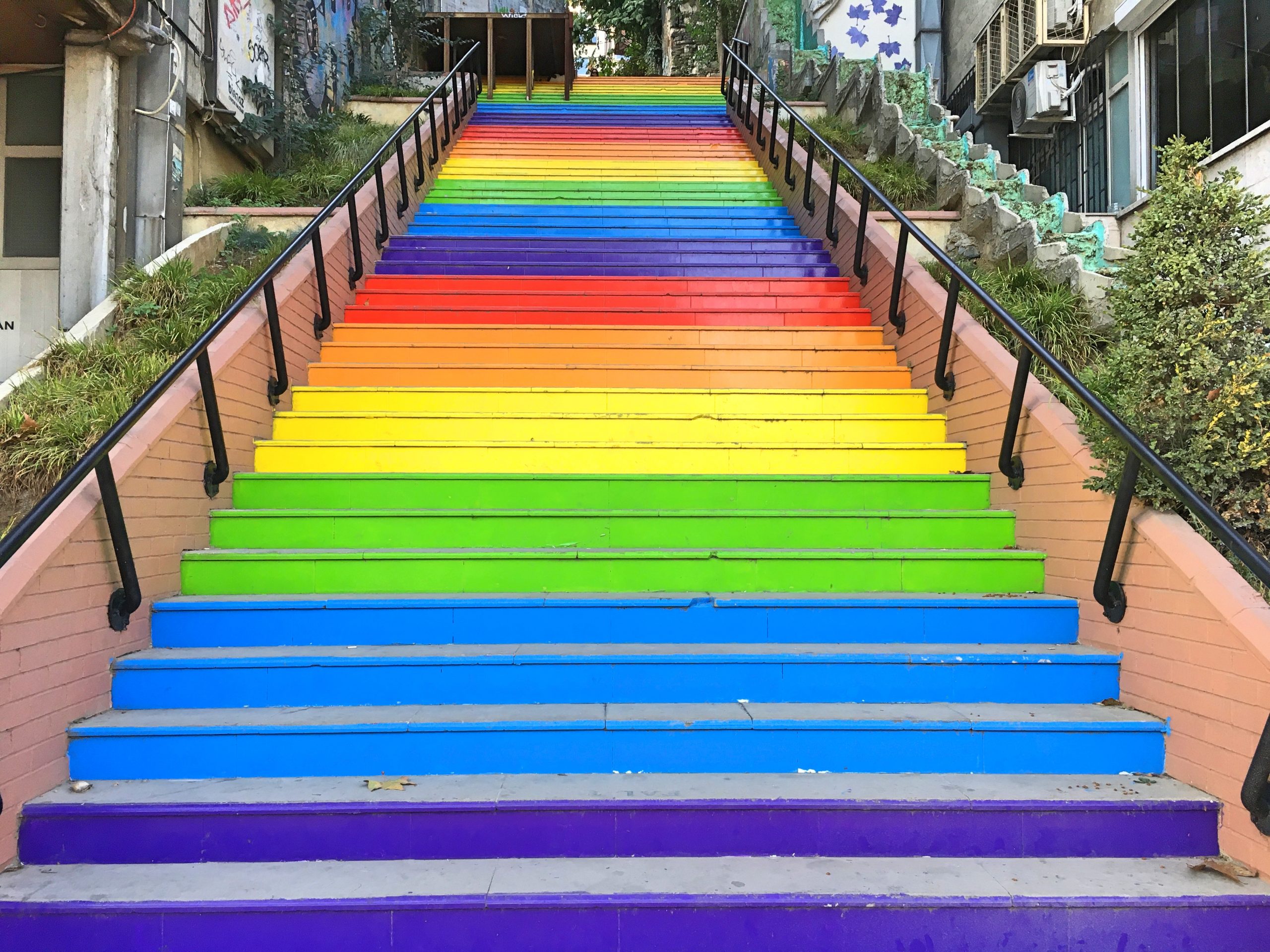 Istanbul Rainbow steps scaled - Farby Istanbulu-Photo diary z perly orientu