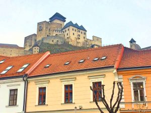 Trenčín hrad 300x225 - Trenčín-Čo navštíviť v tomto historickom meste
