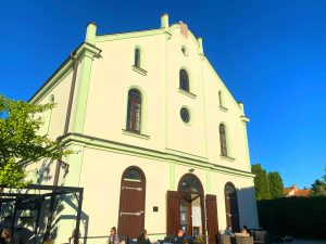 Synagoga Trnava 300x225 - TOP 10 najkrajších synagóg na Slovensku